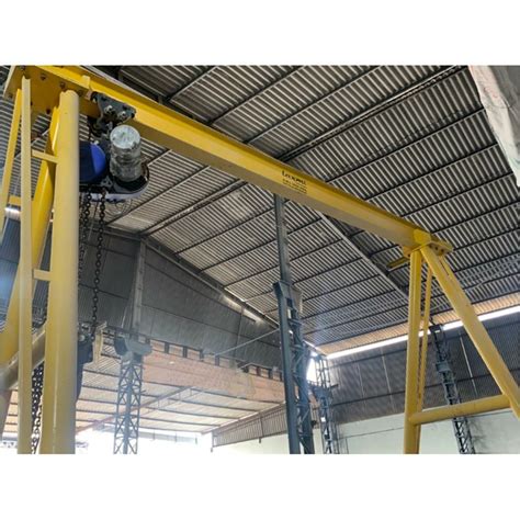 Laxmi Engineering Portable Gantry Crane Manual Chain Pulley Block