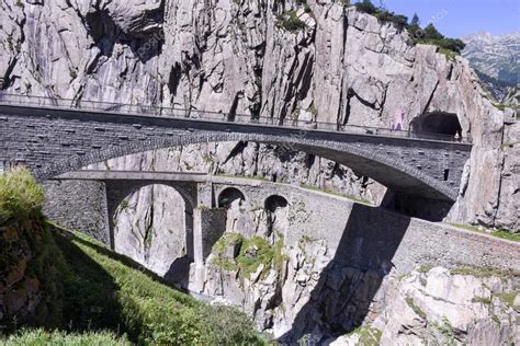 Puente del Diablo en el paso de San Gotardo fotografía de stock