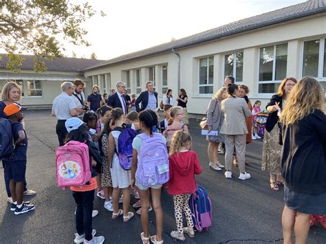 Aurillac Pour La Rentr E Scolaire Le Maire Pierre Mathonier A Visit