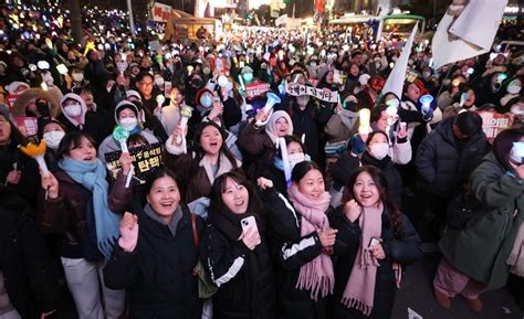 윤석열 대통령 탄핵소추안 가결 찬성 204표·반대 85표 한국경제