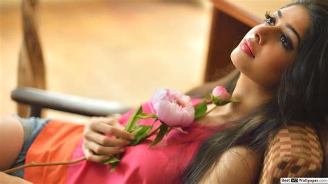 Palak Jain In Bikini 2048x1152 Wallpaper Teahub Io