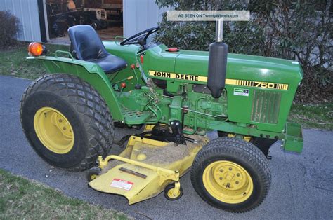 John Deere 750 Tractor 2wd