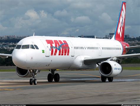 PT MXL TAM Linhas Aéreas Airbus A321 231 WL Photo by Vinicius Cruvinel