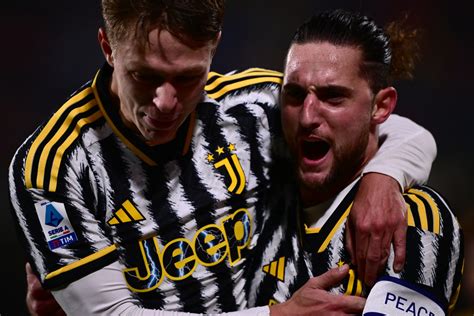 La Juventus Simpose Au Bout Du Suspense à Monza Juventus