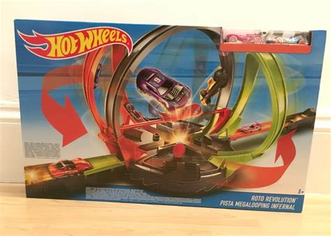 Hot Wheels Roto Revolution Track Set Review Hello MrsShilts