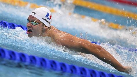 Mondiaux de natation 2022 Léon Marchand médaillé d argent sur le 200