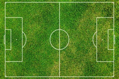 Combien Mesure Un Terrain De Football Dimension Taille Et Superficie