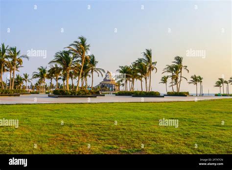 jeddah corniche new beach Stock Photo - Alamy