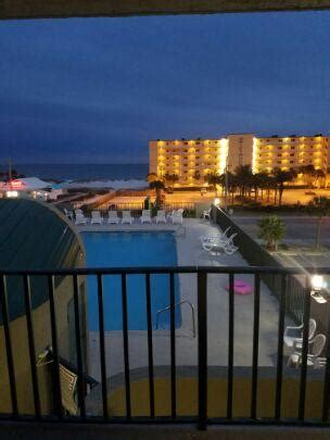 Book Beachside Resort Hotel in Gulf Shores | Hotels.com