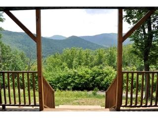 North Carolina cabins, Mountain Vacation Rentals and Lakefront Cottages ...