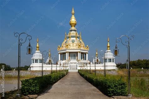 Foto De Maha Rattana Chedi Of Wat Thung Setthi Khon Kaen Isan