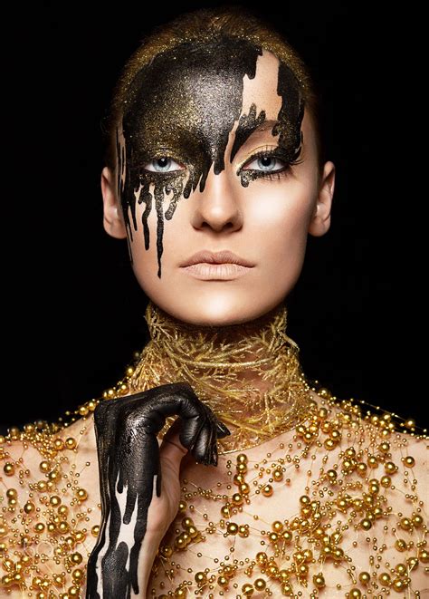 Pin By Sarah Alexander On Volti Faces Gold Face Paint Makeup Face