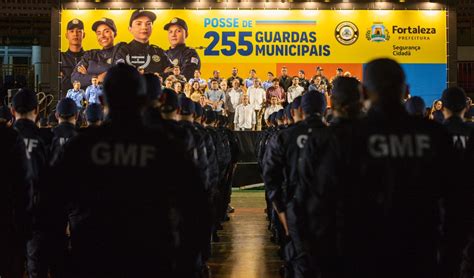 Segunda Turma Do Concurso Da Guarda Municipal De Fortaleza é Empossada