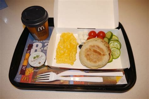 Mcdonalds Turkey Has A Breakfast Menu That Actually Looks Fresh And Healthy