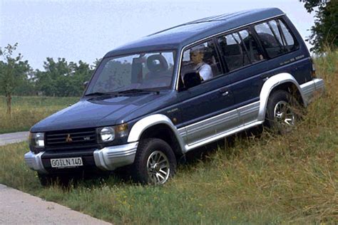 Mitsubishi Pajero 3500 V6 Picture 12 Reviews News Specs Buy Car