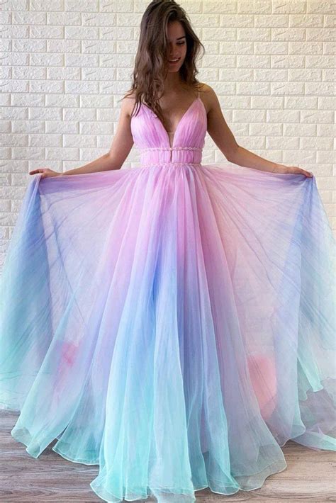 Ombre Prom Dress Spaghetti Straps V Neck Tulle Colored Prom Dresses