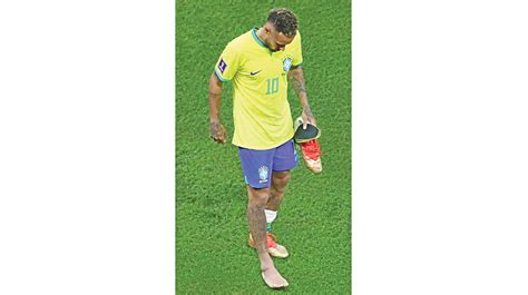 Brazil Face Anxious Wait After Neymar Injury Scare At World Cup