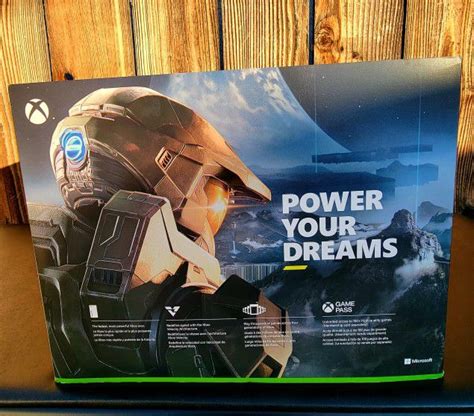 Xbox Series X Halo Infinite Limited Edition Console Bundle Brand New