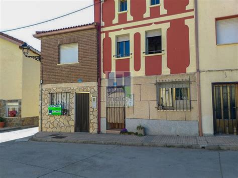 Chalet adosado en venta en calle Mayor Arlanzón idealista