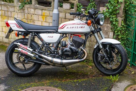 Kawasaki H2 750 Triple Restomod By Ralf Kraemer Vintage Motorcycles