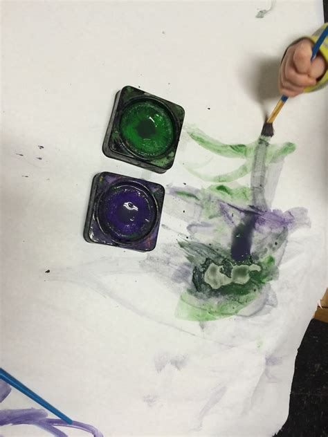 Explore Inspire EC: Painting Their Way - Tempera Cakes