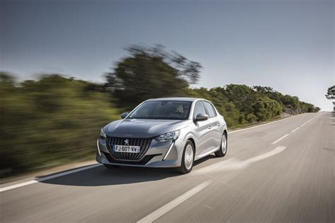 Essai Peugeot 208 1 2 PureTech 75 Le Test De La 208 Premier Prix