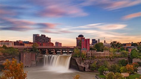 Fun And Unique Things To Do In Rochester Ny Getaway Couple