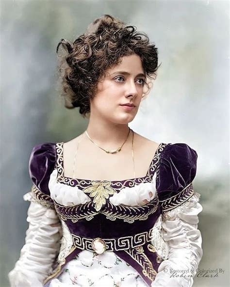 Historical Dresses Historical Photos Edwardian Hairstyles Victorian