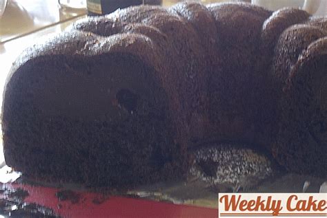 Week 27: Tunnel of Fudge Cake | Weekly Cake Week 27: Tunnel of Fudge ...