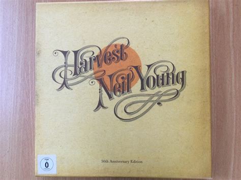 Neil Young Harvest 50th Anniversary Edition Cofanetto In Edizione