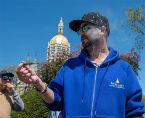 Photos 420 Day At The State Capitol Hartford Courant