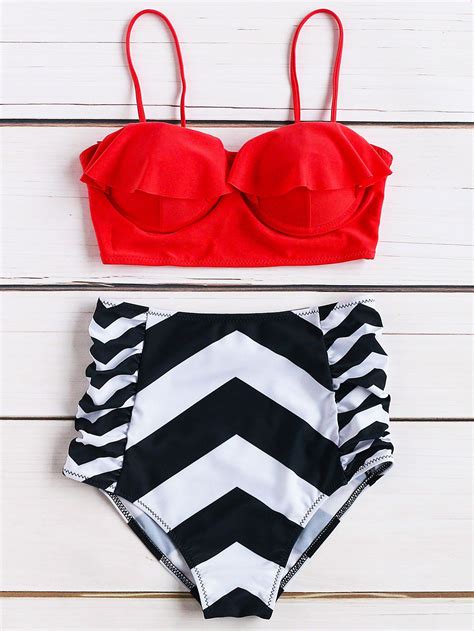 Set bikini con estampado chevron y diseño de volantes con cintura alta