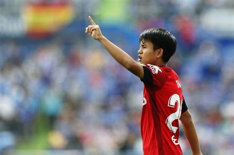 なぜ久保建英はタブーを破ってw杯アジア2次予選モンゴル戦での史上最年少ゴールを予告したのか？（the Page） Yahooニュース