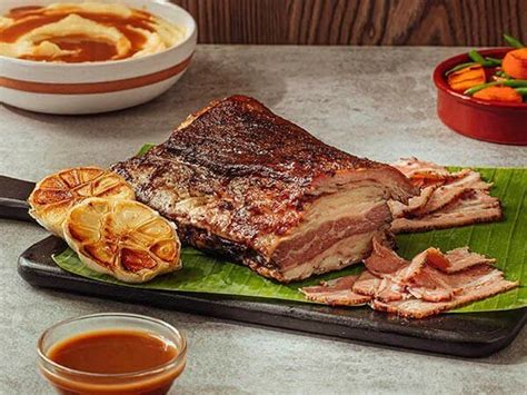 Top 10 Beloved Filipino Dishes