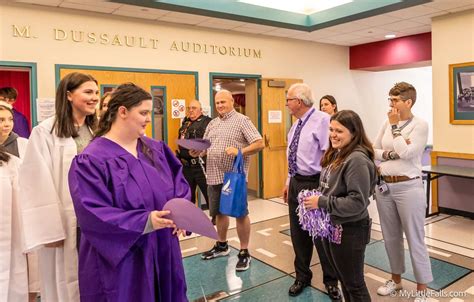 2024 Seniors Take Final Walk Through Benton Hall Academy The Daily Post