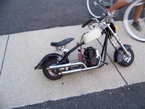 HARLEY DAVIDSON MINI BIKE : MINI BIKE - A SCHWINN BICYCLE