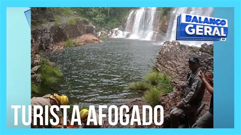 Turista Morre Afogado Ao Escorregar Em Cachoeira Youtube