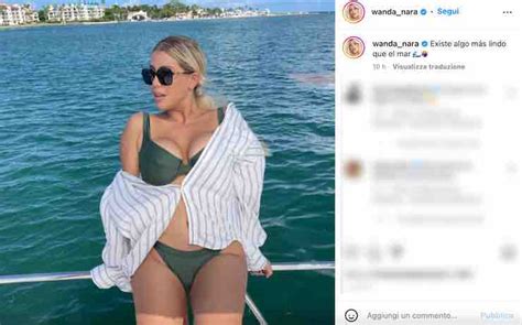 Wanda Nara più sexy che mai bikini aderente forme sinuose bellissima La procuratrice si