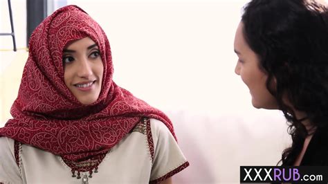 Sexy MILF Chloe Amour Fucked In America For The First Time After Massage