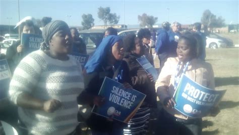 Da And Community Members Picket Outside The Court Mpumalanga News