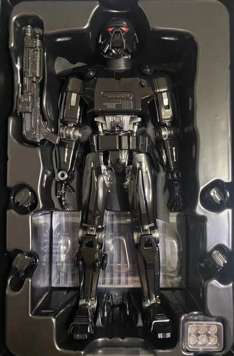 Hot Toys TMS The Mandalorian Th Scale Dark Trooper Collectible Figure Page