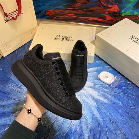 LACRIMASTORE | Обувь • Сумки (@lacrimastore) • Instagram photos and ...