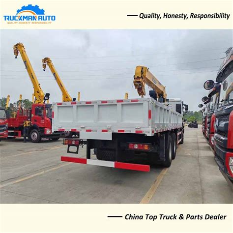 SHACMAN H3000 400HP Cargo Truck With Crane