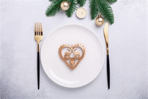 Premium Photo | Christmas table setting