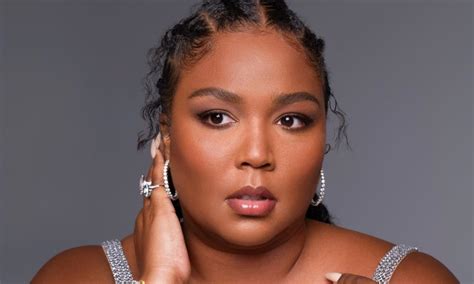 Lizzo Is The First Big Black Woman On The Cover Of Vogue Magazine