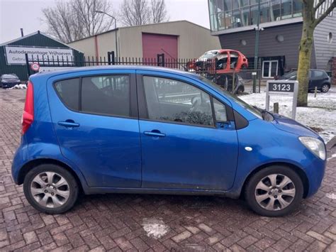 Opel Agila 1 2 16V Sloopvoertuig 2010 Metallic Blauw