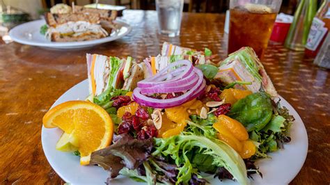 The Courtyard Cafe And Bakery Fallon Nv Restaurants Travel Nevada