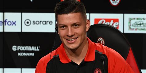 Jovic E La Promessa Al Milan Un Sogno Che Si Avvera Pronto A