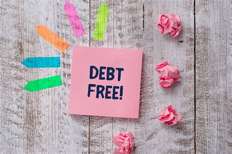 Living A Debt Free Lifestyle An Expert Roundup Moneytips By Debt