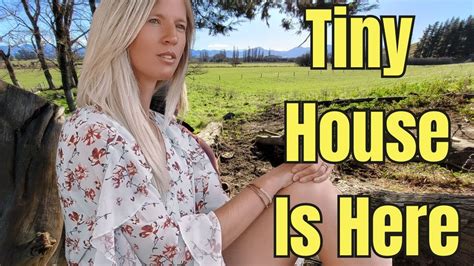 Tiny House Is Here Couple Builds Off Grid Homestead Youtube